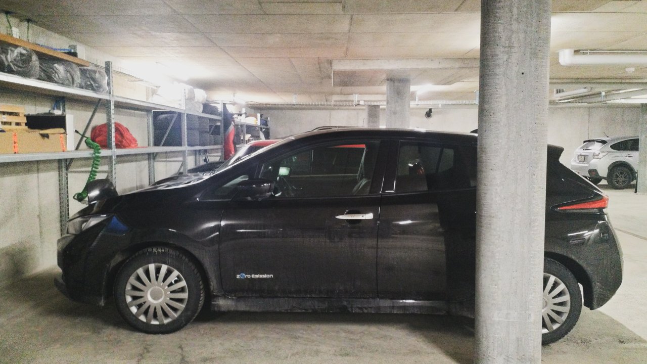 Bild des Autos Nissan Leaf - ein Elektroauto. 